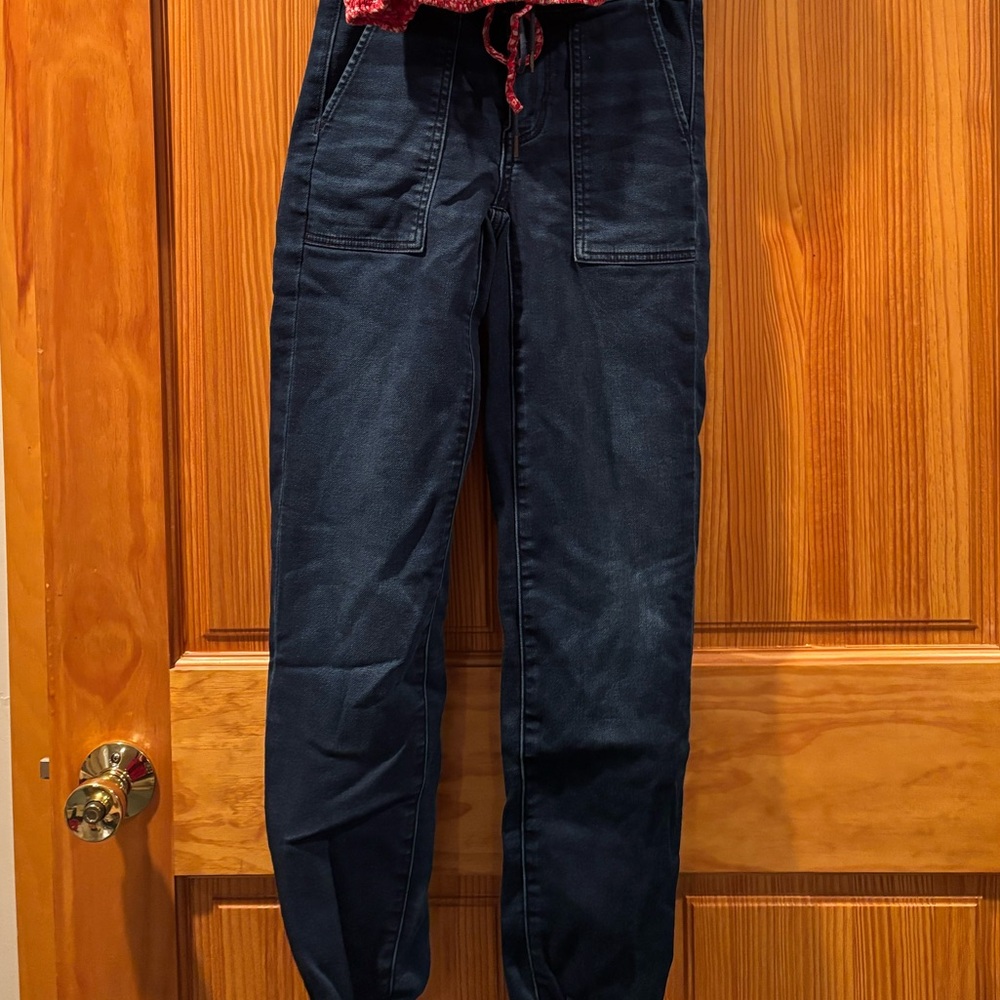 American Eagle next level stretch tie front jogger/jeans